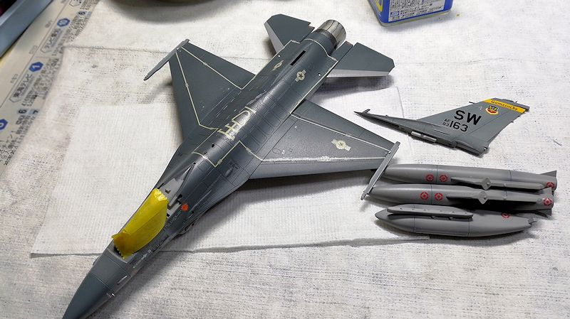 ハセガワ1/72 F-16Cファイティングファルコン